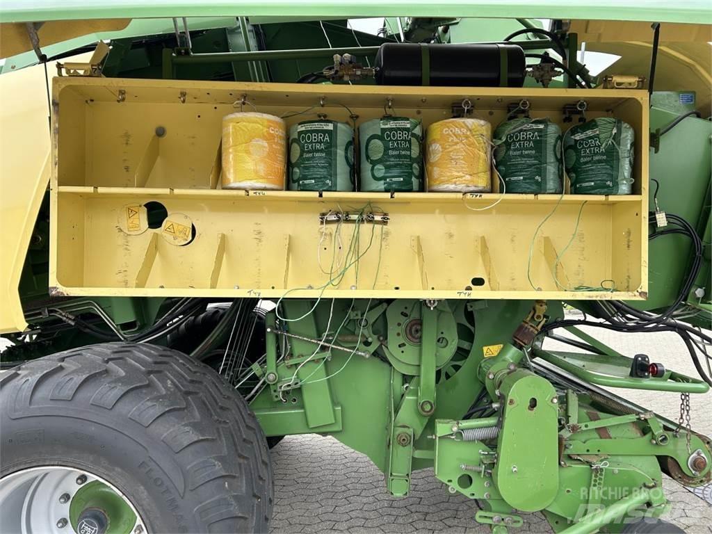 Krone 12130 Тюкові прес-підбирачі