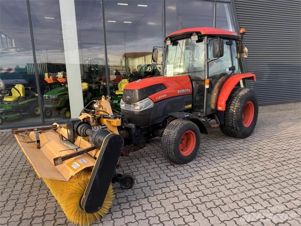 Kubota 5740 Трактори