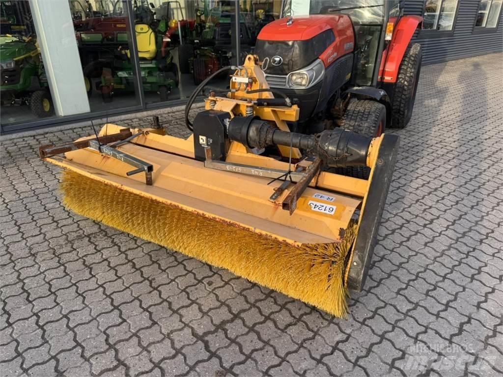 Kubota 5740 Трактори
