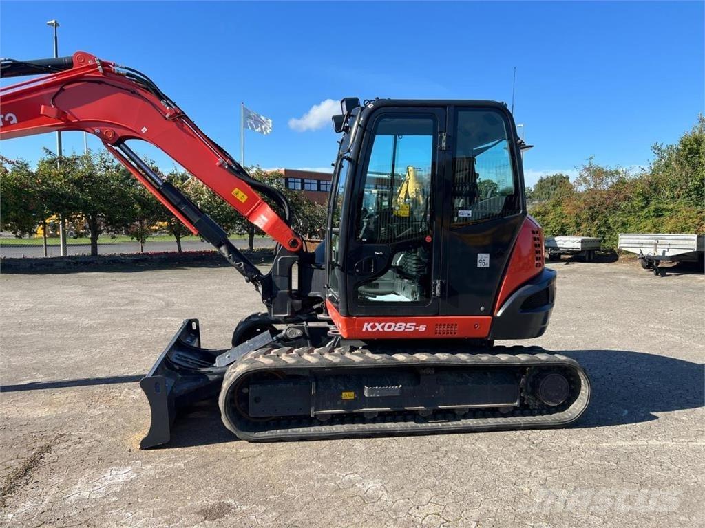 Kubota KX085-5 Гусеничні екскаватори