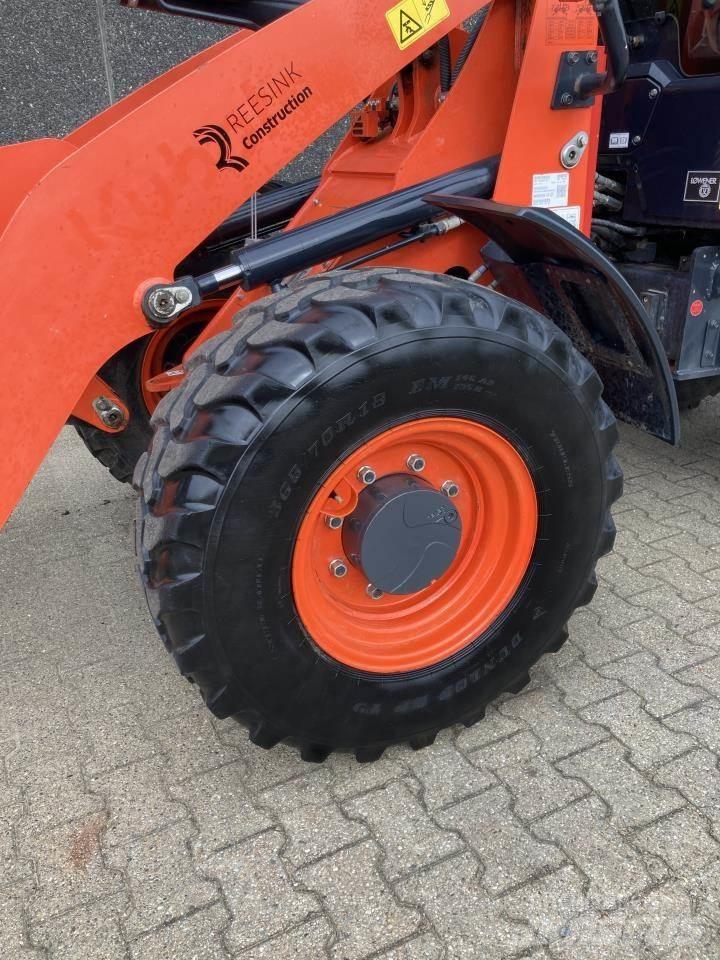 Kubota R070 Малі навантажувачі
