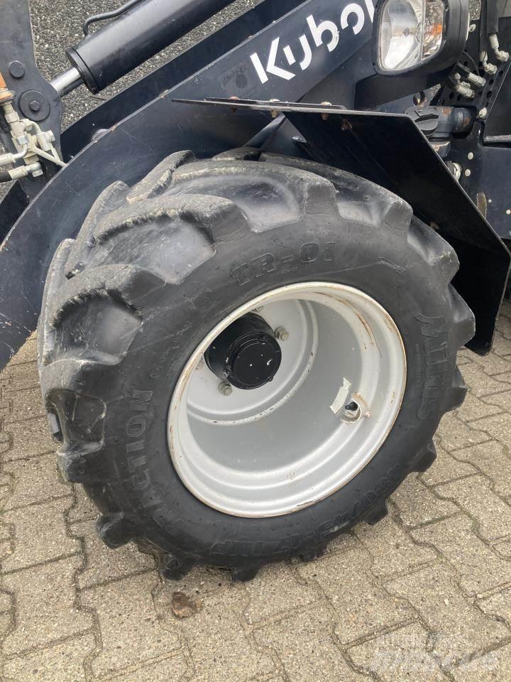 Kubota RT280 Малі навантажувачі