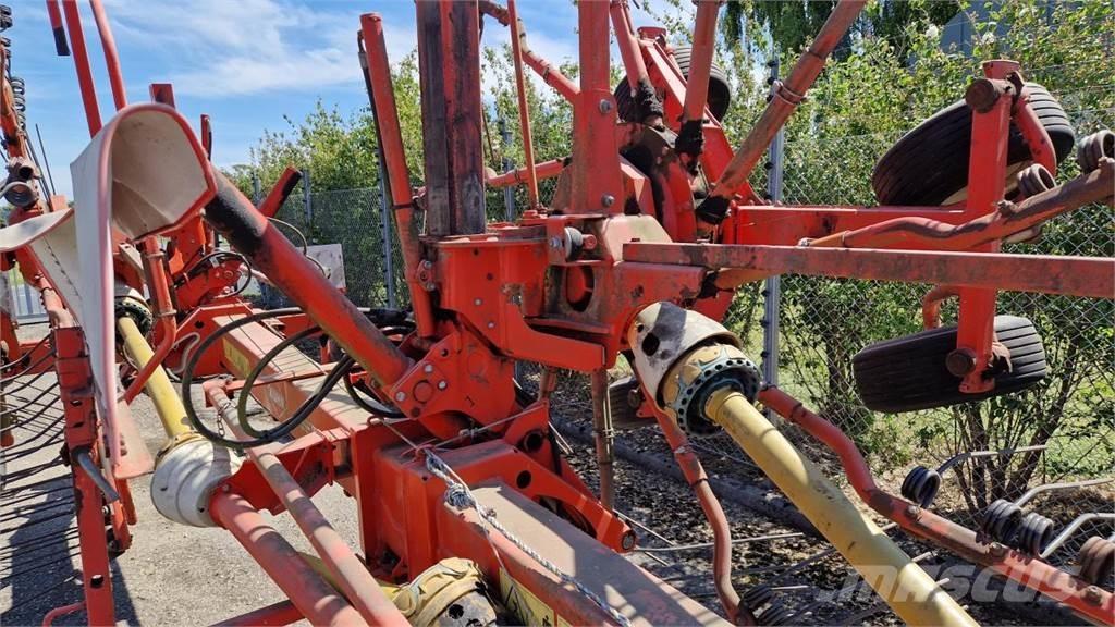 Kuhn GA6520 Граблі і сінозворушувачі
