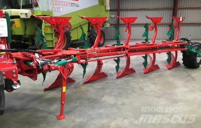 Kverneland 3300S Реверсивні плуги