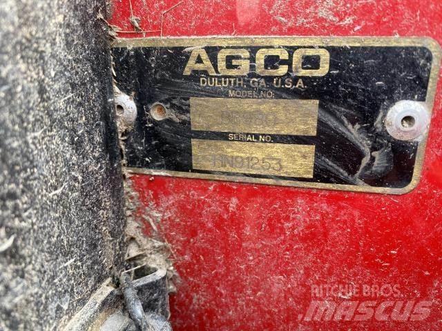 New Holland BB980 Тюкові прес-підбирачі