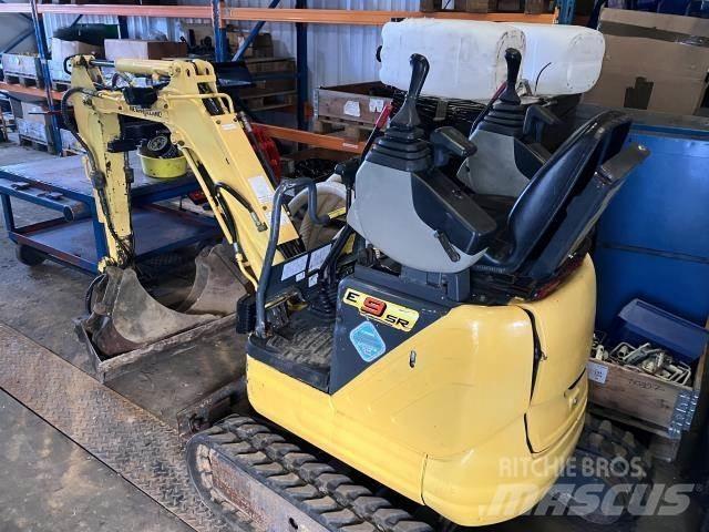 New Holland E09SR Міні-екскаватори < 7т