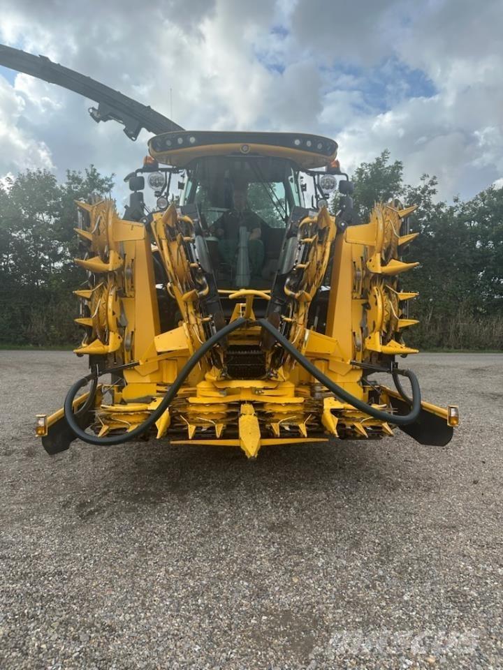 New Holland FR650 Фуражні комбайни