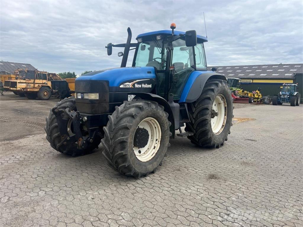 New Holland TM 175 Трактори