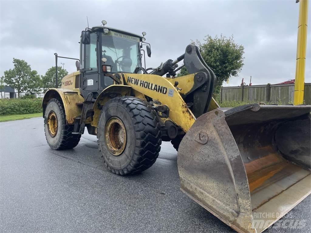 New Holland W190B Фронтальні навантажувачі