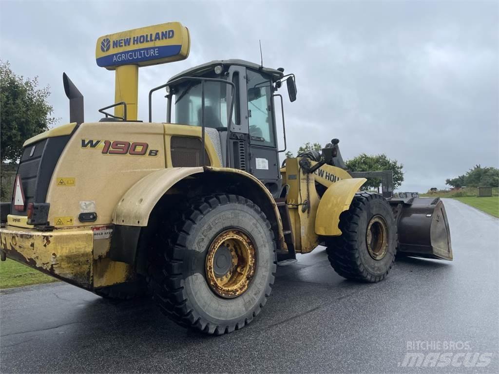 New Holland W190B Фронтальні навантажувачі
