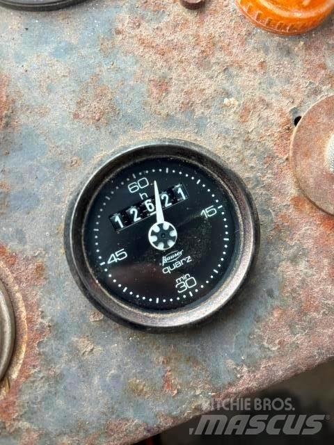 Schaeff SKL 840 Малі навантажувачі