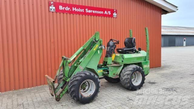 Striegel 300 Малі навантажувачі