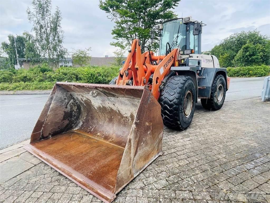 Terex TL260 Фронтальні навантажувачі
