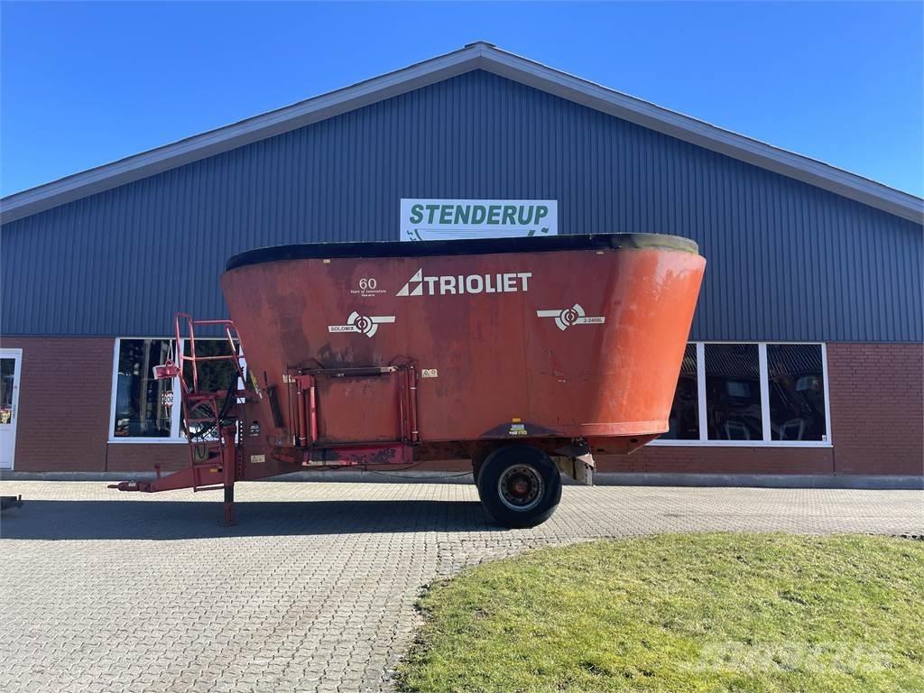 Trioliet 2400 L Кормові вагони