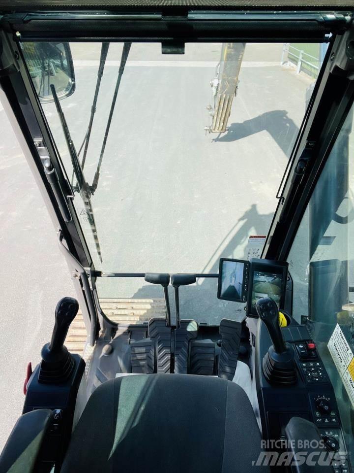 Volvo EC200 EL Гусеничні екскаватори