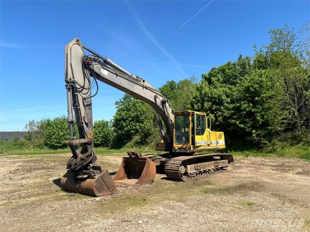 Volvo EC280 Гусеничні екскаватори