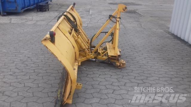  - - - 2.5 MTR Снігоочищувальні ножі та плуги