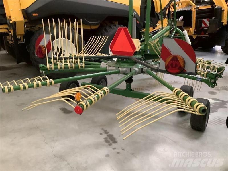 Krone  Граблі і сінозворушувачі