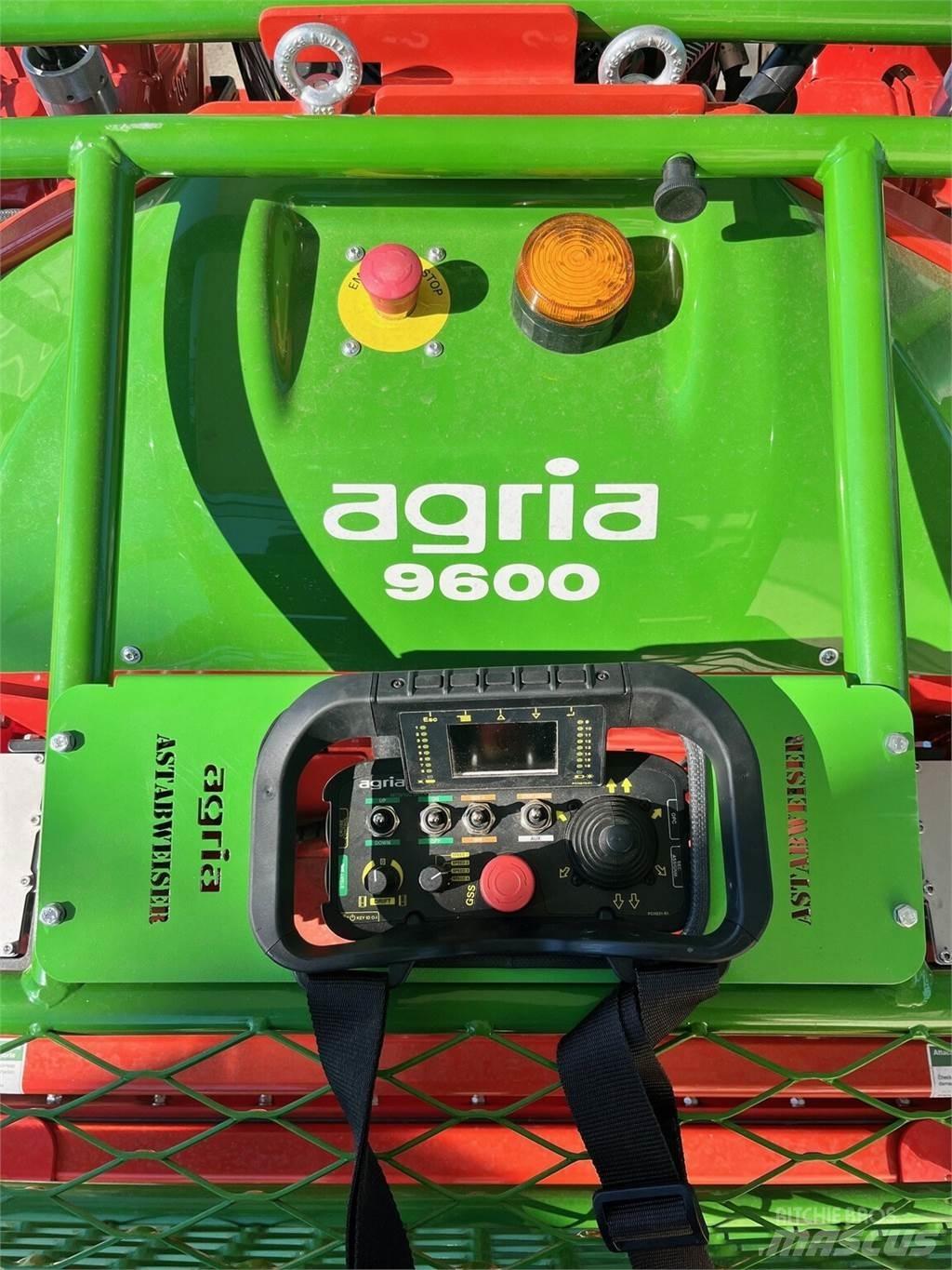 Agria 9600 Роздрібнювачі, різаки і розпаковувачі тюків