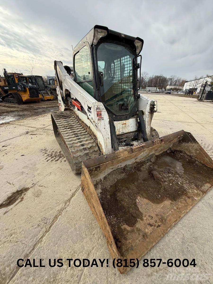 Bobcat T740 Малі навантажувачі