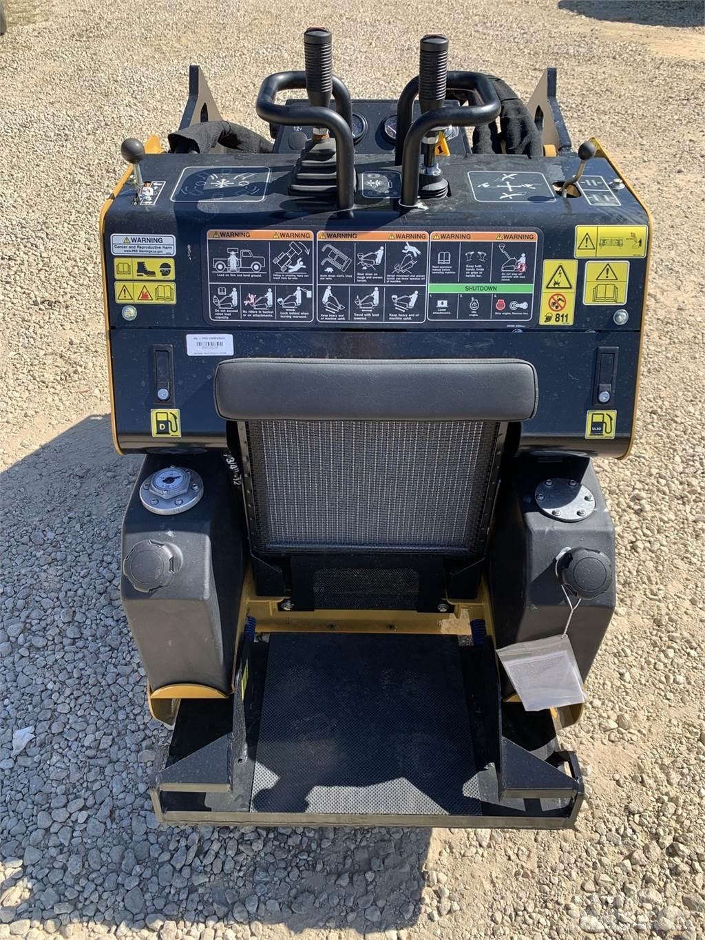 Boxer 700HDX Малі навантажувачі