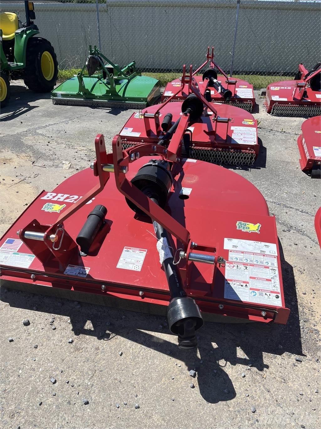 Bush Hog BH215 Роздрібнювачі, різаки і розпаковувачі тюків