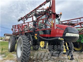 Case IH 3240 Причіпні обприскувачі