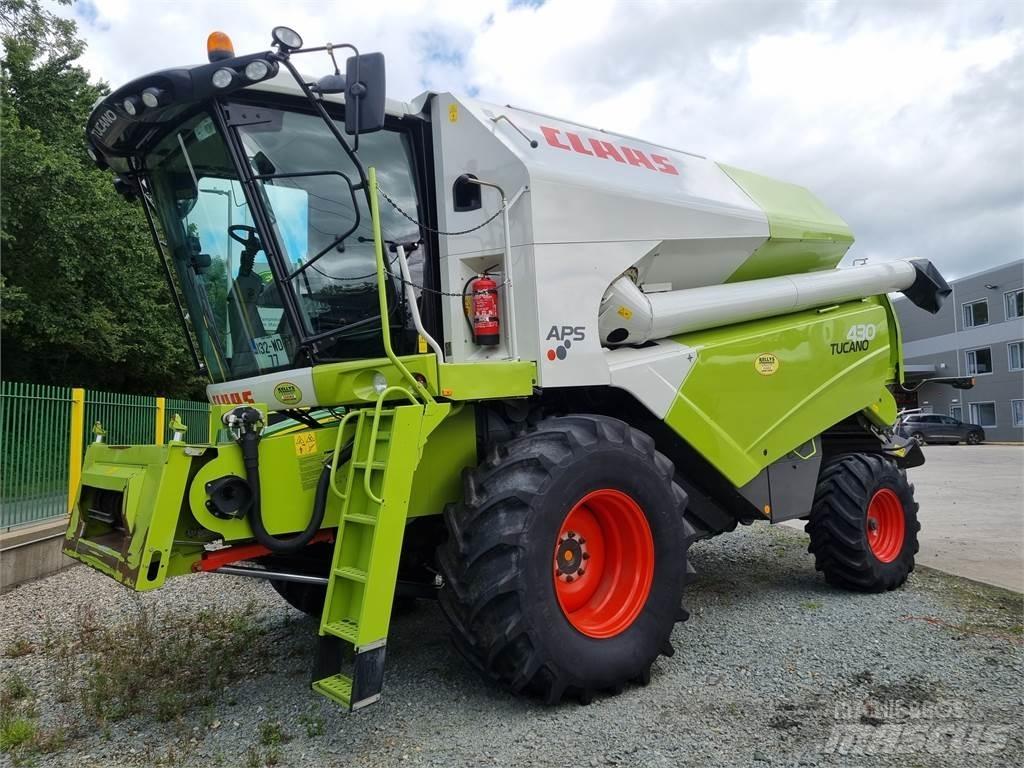 CLAAS 430 Tucano Зернозбиральні комбайни