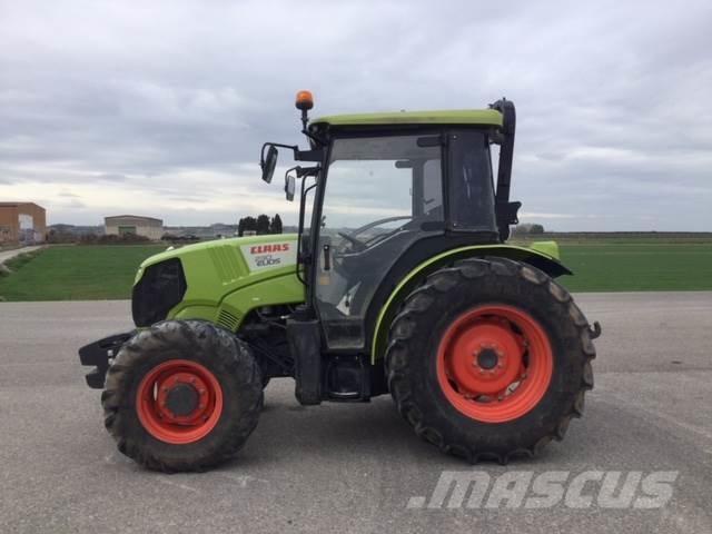 CLAAS ELIOS 230 Трактори