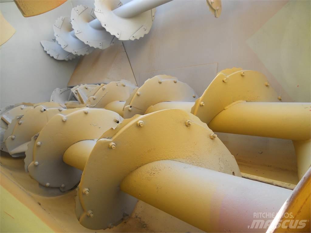Comag 6M3 Завантажувачі змішувальних машин