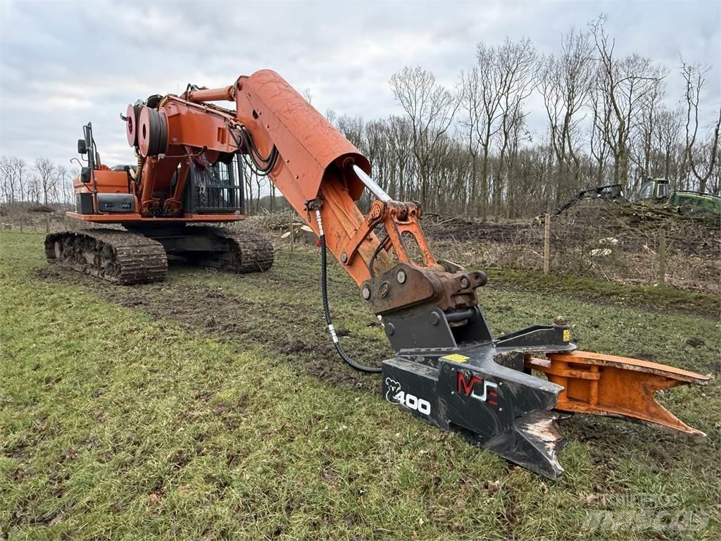 Doosan 225 Екскаватори