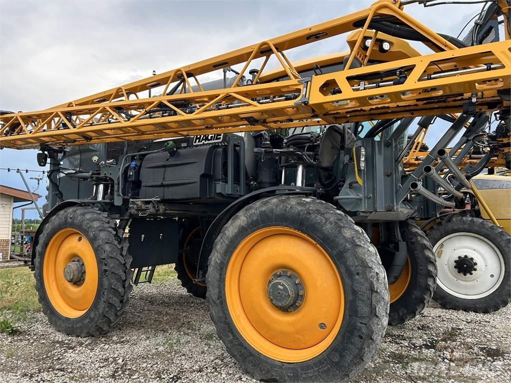 Hagie STS12 Причіпні обприскувачі