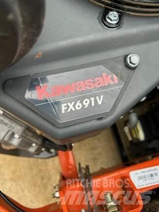 Husqvarna Z548 Zero turn косарки