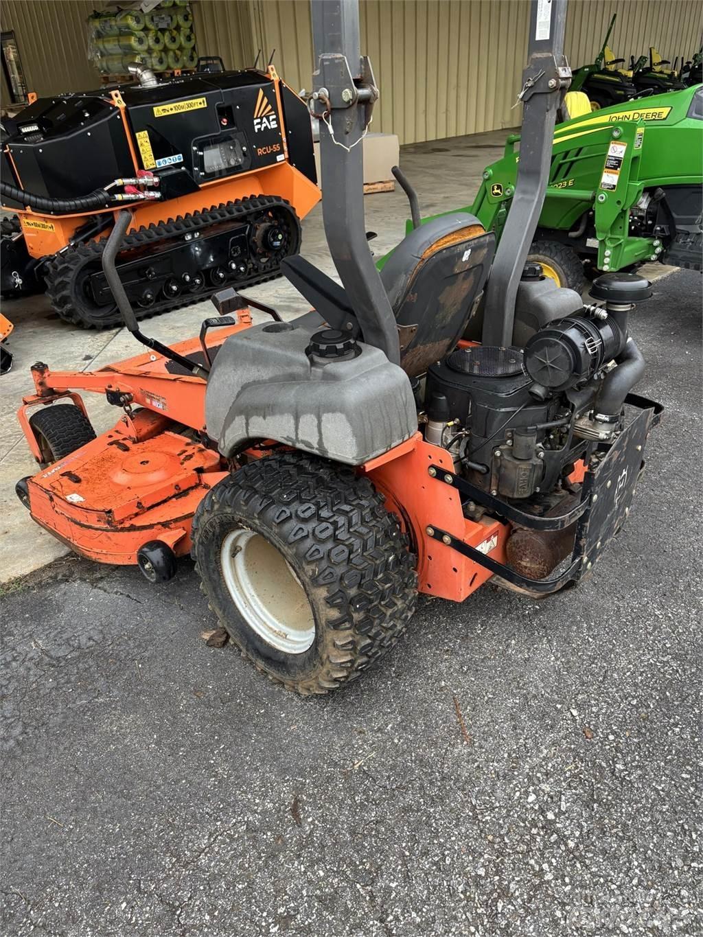 Husqvarna Z6127 Zero turn косарки