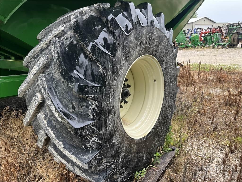 J&M 1000 Причепи перевантажувачі зерна
