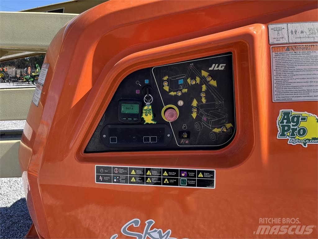 JLG 450AJ Телескопічні навантажувачі