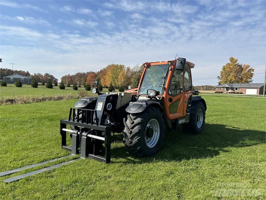 JLG AG823 Телескопічні навантажувачі