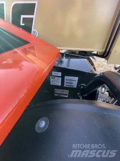 JLG G5-18A Телескопічний навантажувач
