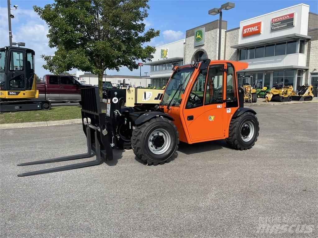 JLG G5-18A Телескопічні навантажувачі