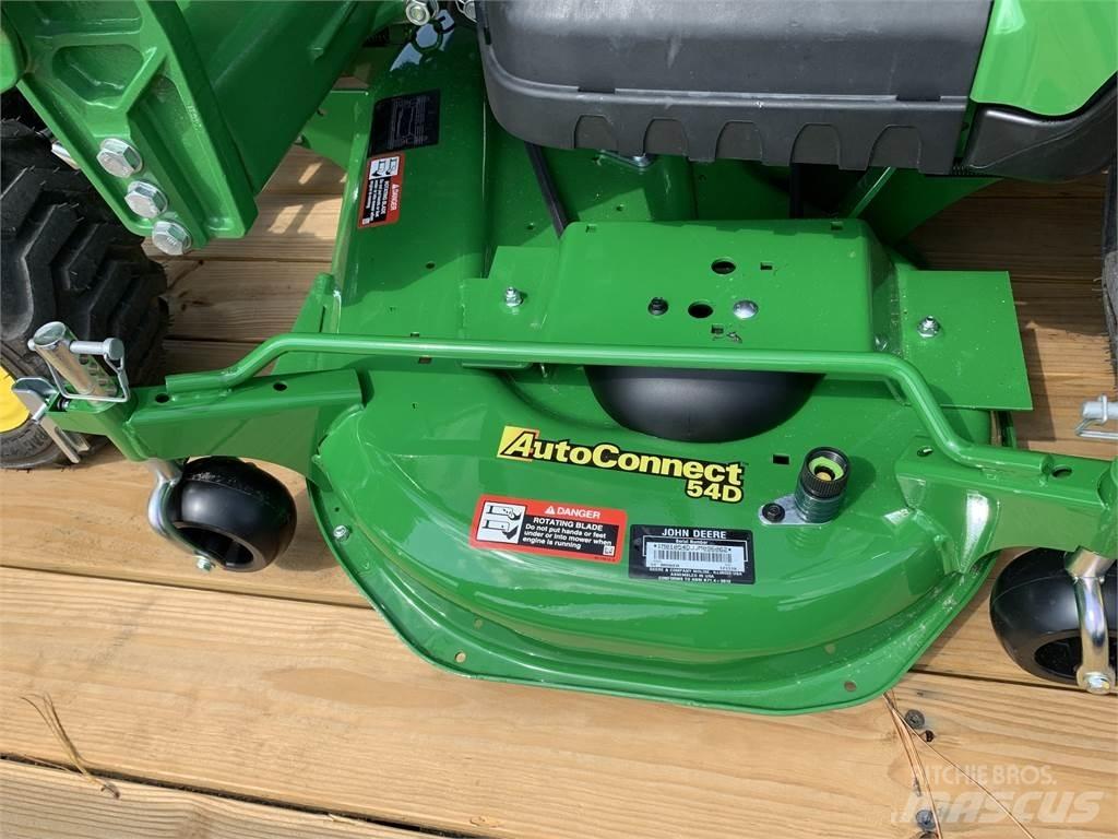 John Deere 1023E Трактори