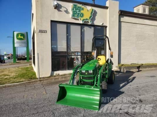 John Deere 1023E Трактори