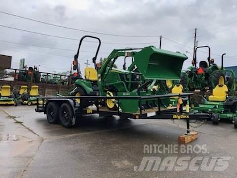 John Deere 1023E Трактори