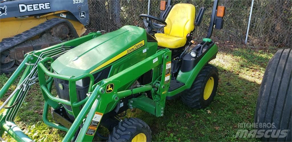 John Deere 1023E Трактори