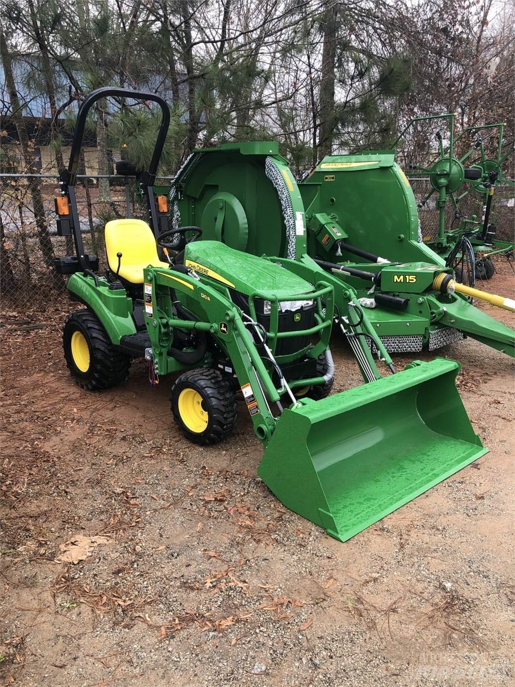 John Deere 1023E Трактори