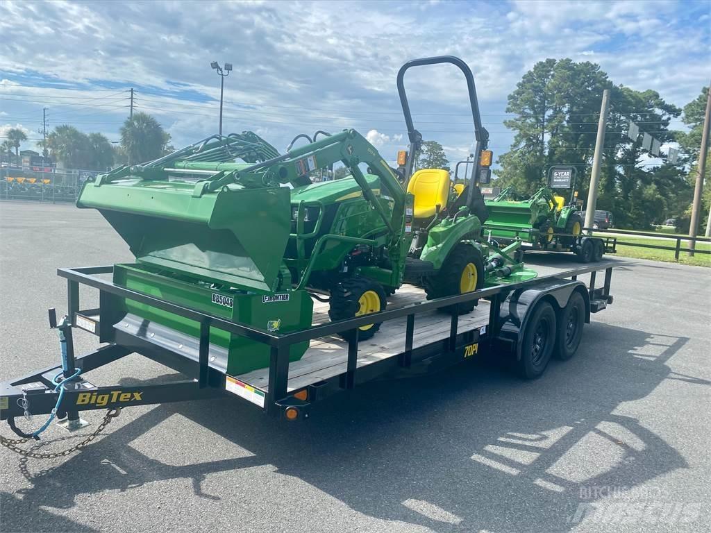 John Deere 1023E Трактори