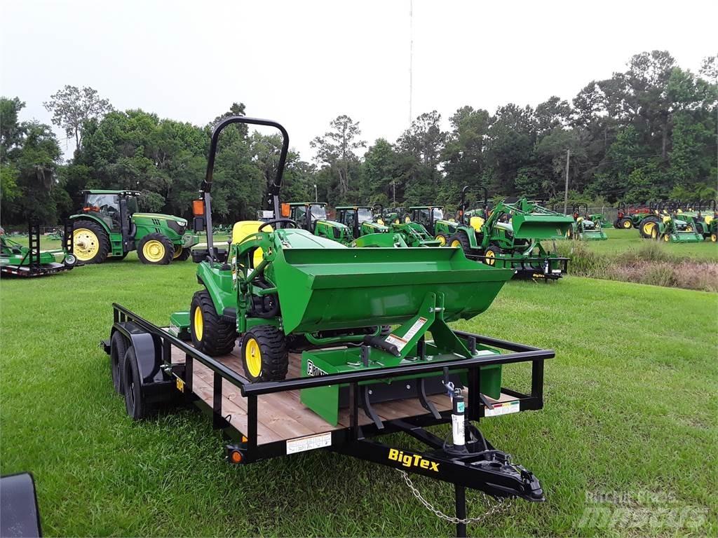 John Deere 1025R Трактори