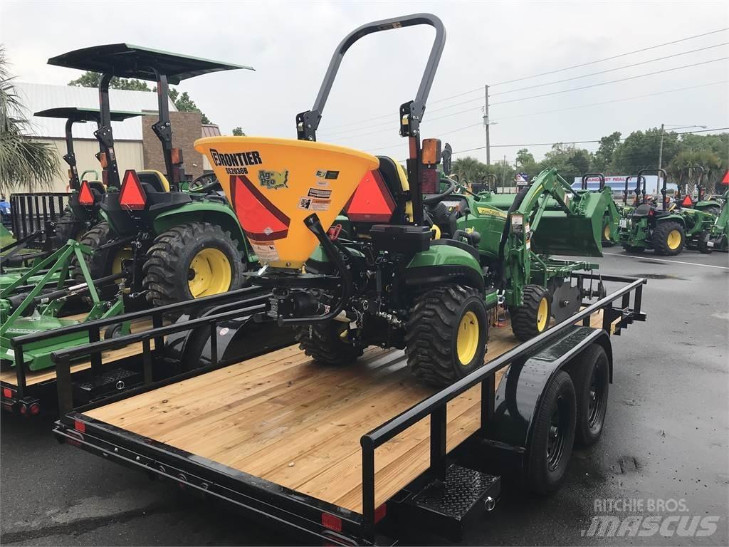 John Deere 1025R Трактори