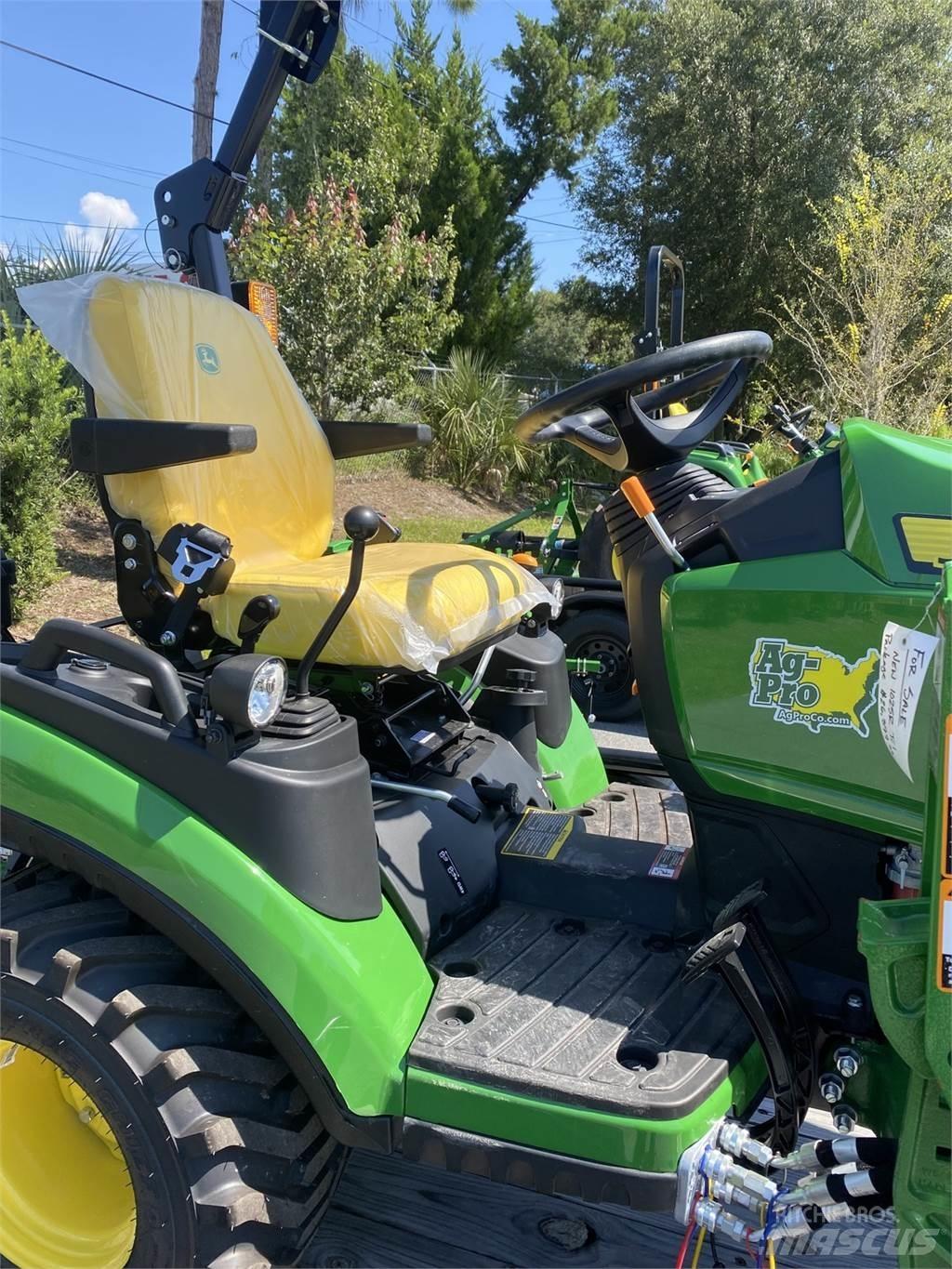 John Deere 1025R Трактори