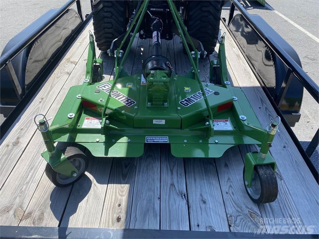 John Deere 1025R Трактори