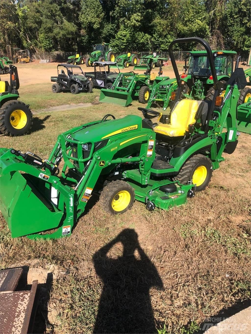 John Deere 1025R Трактори